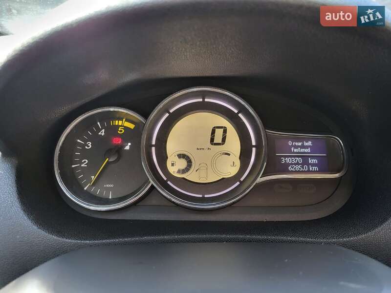 Універсал Renault Megane 2010 в Києві фото 8 Універсал Renault Megane 2010 в Києві