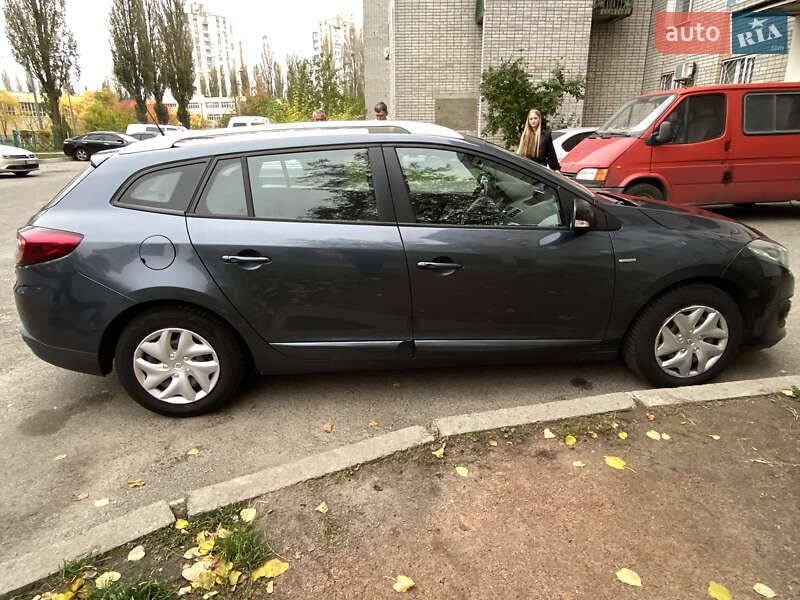 Універсал Renault Megane 2015 в Києві фото 4 Універсал Renault Megane 2015 в Києві