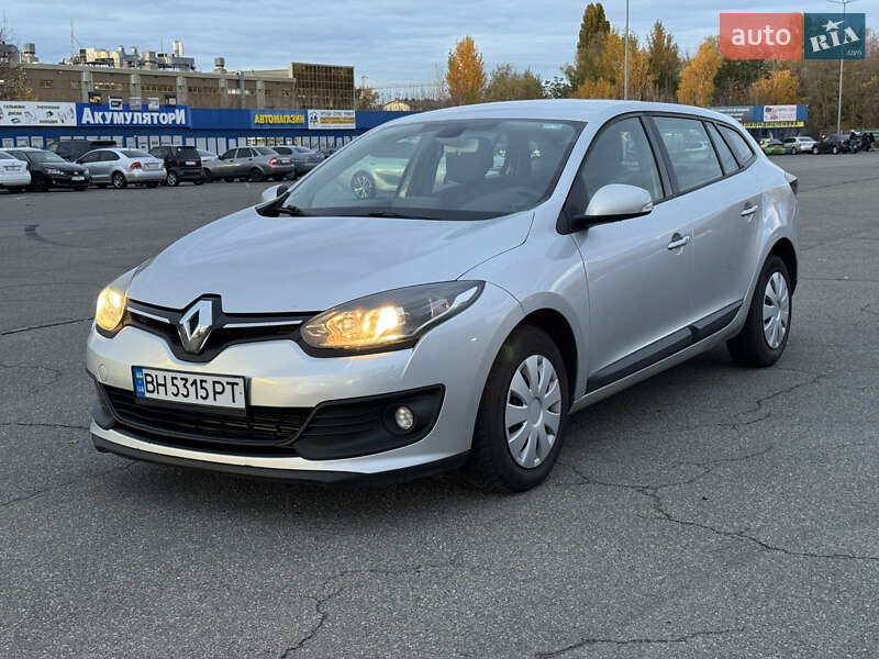 Універсал Renault Megane 2015 в Києві фото 5 Універсал Renault Megane 2015 в Києві