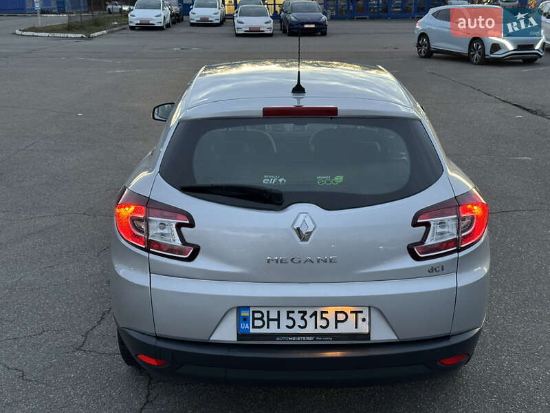 Універсал Renault Megane 2015 в Києві фото 10 Універсал Renault Megane 2015 в Києві