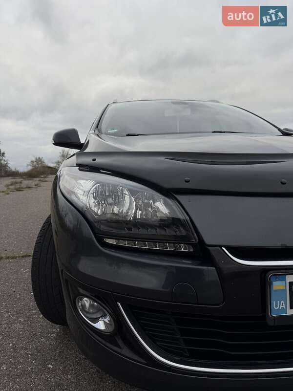Универсал Renault Megane 2013 в Червонознаменке фото 6 Универсал Renault Megane 2013 в Червонознаменке