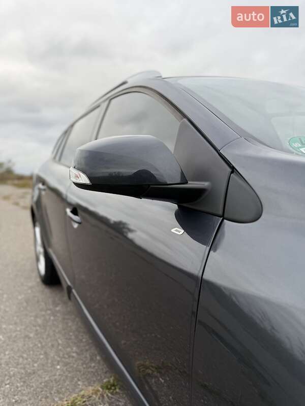 Универсал Renault Megane 2013 в Червонознаменке фото 2 Универсал Renault Megane 2013 в Червонознаменке