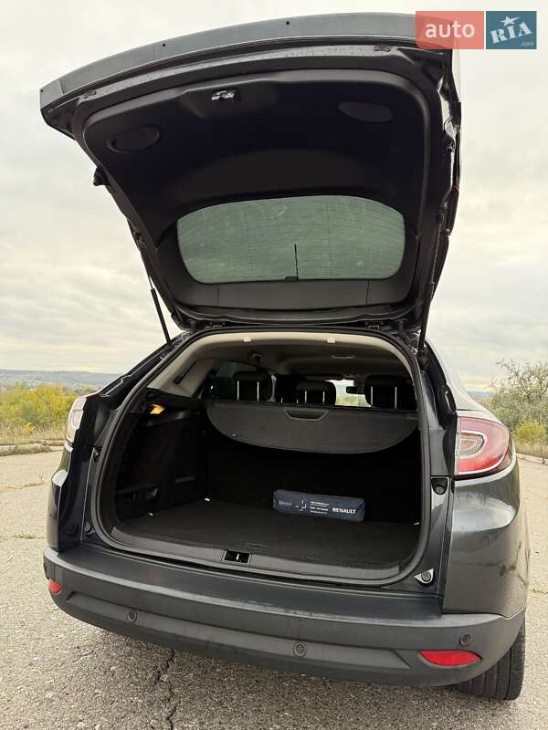Универсал Renault Megane 2013 в Червонознаменке фото 31 Универсал Renault Megane 2013 в Червонознаменке