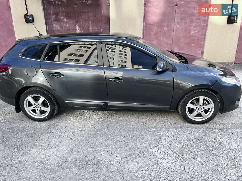 Универсал Renault Megane 2010 в Каменец-Подольском фото 5 Универсал Renault Megane 2010 в Каменец-Подольском