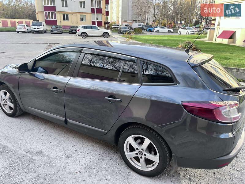 Универсал Renault Megane 2010 в Каменец-Подольском фото 9 Универсал Renault Megane 2010 в Каменец-Подольском