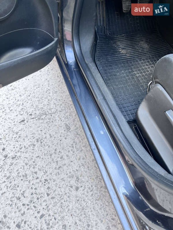 Универсал Renault Megane 2010 в Каменец-Подольском фото 27 Универсал Renault Megane 2010 в Каменец-Подольском