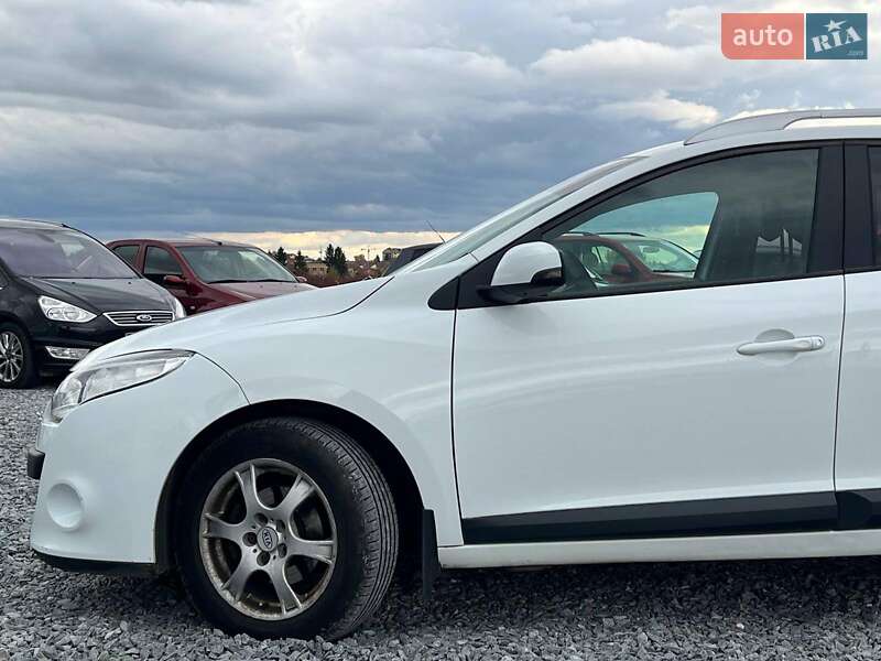 Универсал Renault Megane 2012 в Львове фото 4 Универсал Renault Megane 2012 в Львове