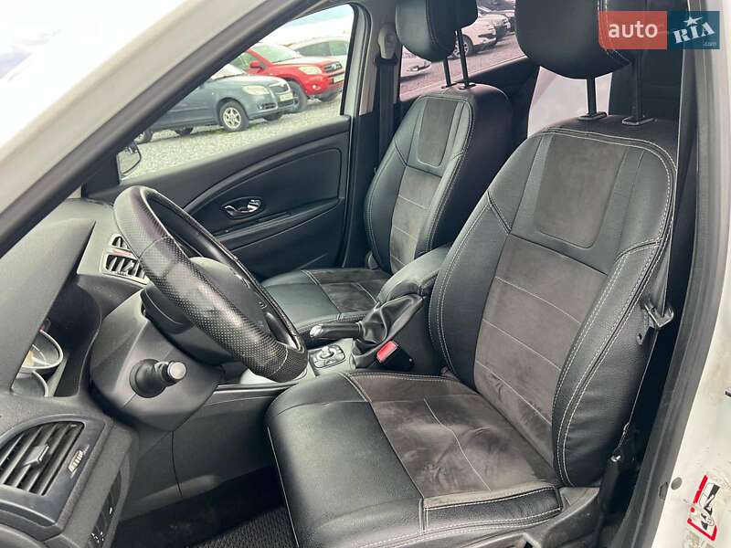 Универсал Renault Megane 2012 в Львове фото 18 Универсал Renault Megane 2012 в Львове