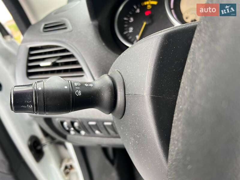 Универсал Renault Megane 2012 в Львове фото 25 Универсал Renault Megane 2012 в Львове