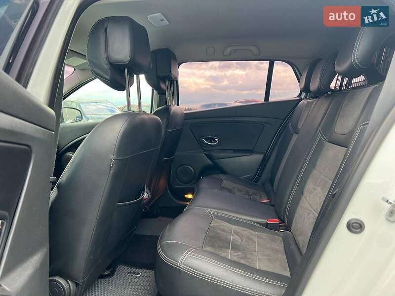 Универсал Renault Megane 2012 в Львове фото 37 Универсал Renault Megane 2012 в Львове