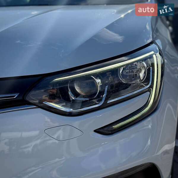 Универсал Renault Megane 2018 в Киеве