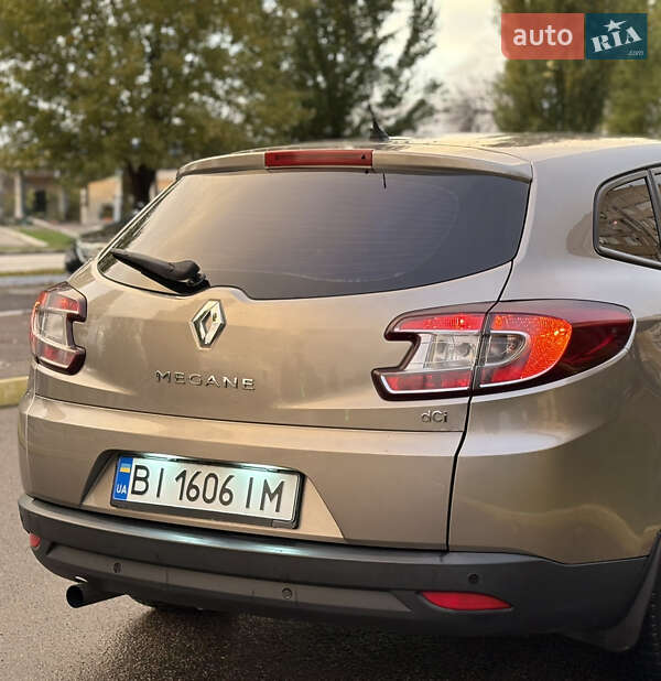 Универсал Renault Megane 2010 в Кременчуге фото 12 Универсал Renault Megane 2010 в Кременчуге