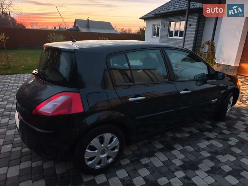 Седан Renault Megane 2005 в Полтаве фото 41 Седан Renault Megane 2005 в Полтаве