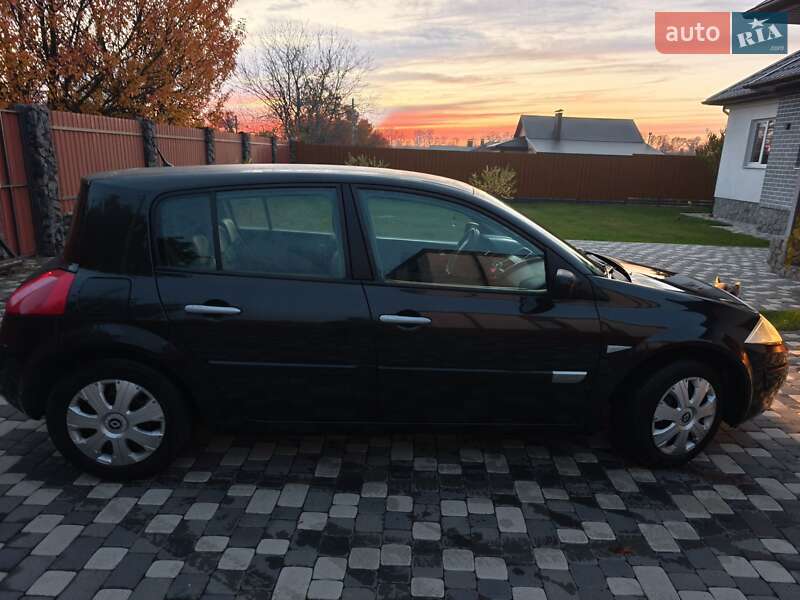Седан Renault Megane 2005 в Полтаве фото 32 Седан Renault Megane 2005 в Полтаве