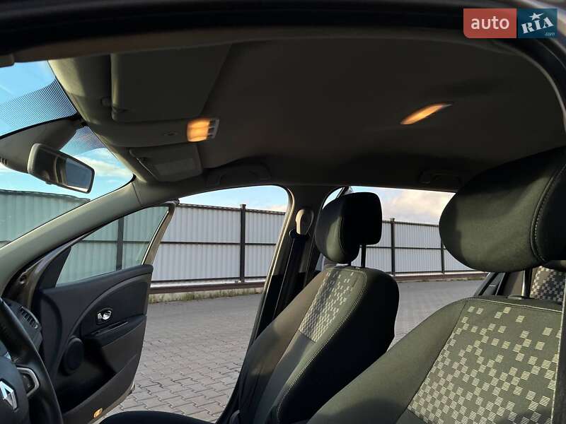 Универсал Renault Megane 2012 в Луцке фото 15 Универсал Renault Megane 2012 в Луцке