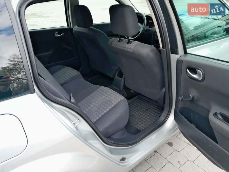 Универсал Renault Megane 2008 в Тернополе фото 13 Универсал Renault Megane 2008 в Тернополе