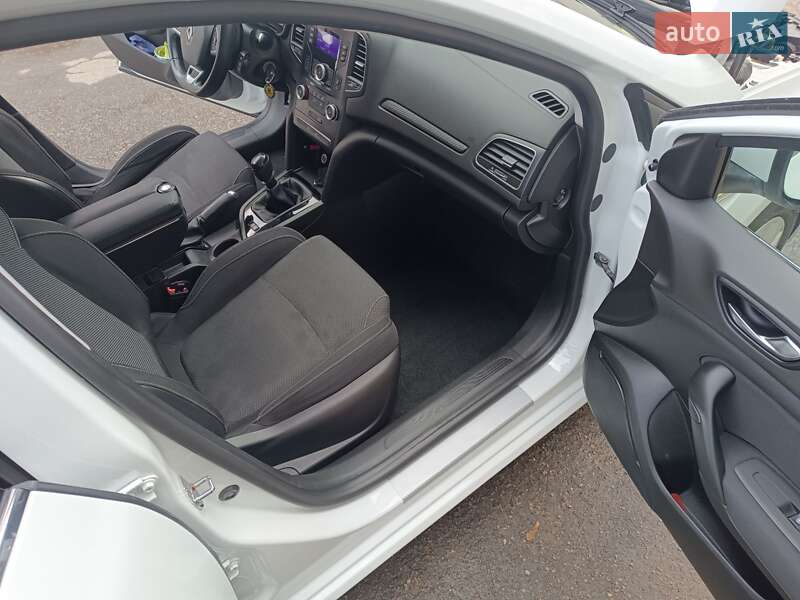 Универсал Renault Megane 2017 в Днепре фото 3 Универсал Renault Megane 2017 в Днепре