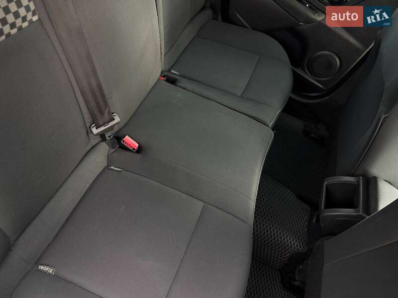 Универсал Renault Megane 2013 в Кривом Роге фото 18 Универсал Renault Megane 2013 в Кривом Роге