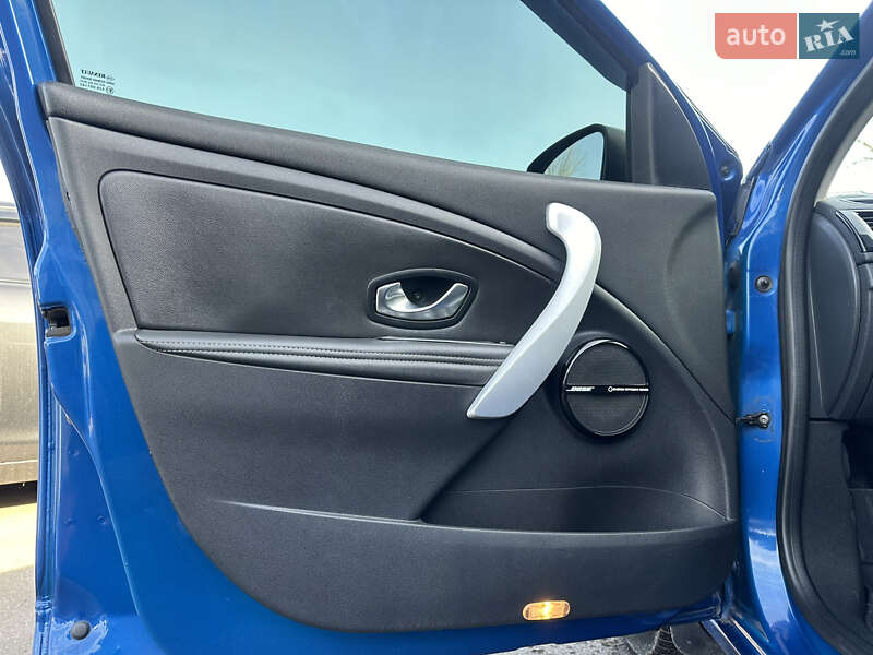 Универсал Renault Megane 2011 в Киеве фото 7 Универсал Renault Megane 2011 в Киеве