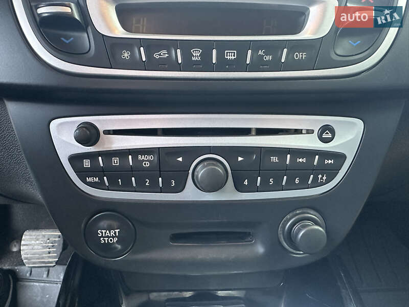 Универсал Renault Megane 2011 в Киеве фото 21 Универсал Renault Megane 2011 в Киеве