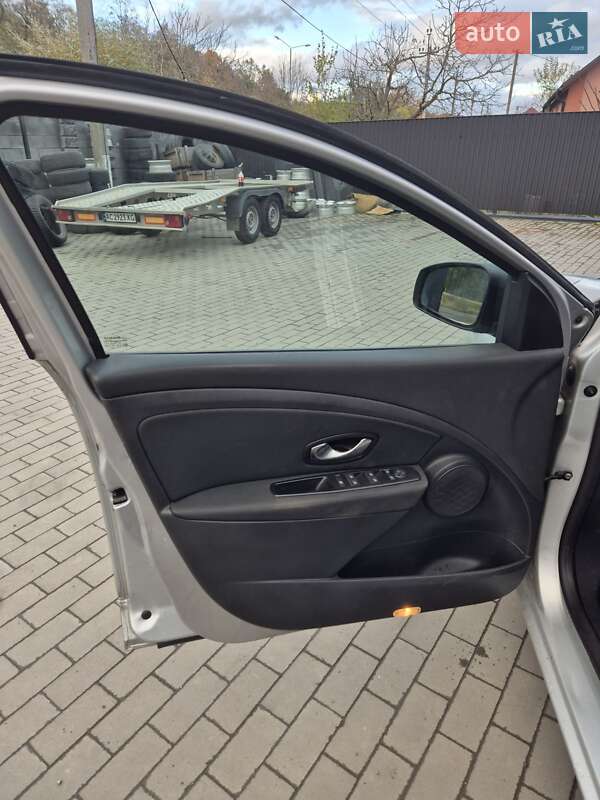 Универсал Renault Megane 2011 в Луцке