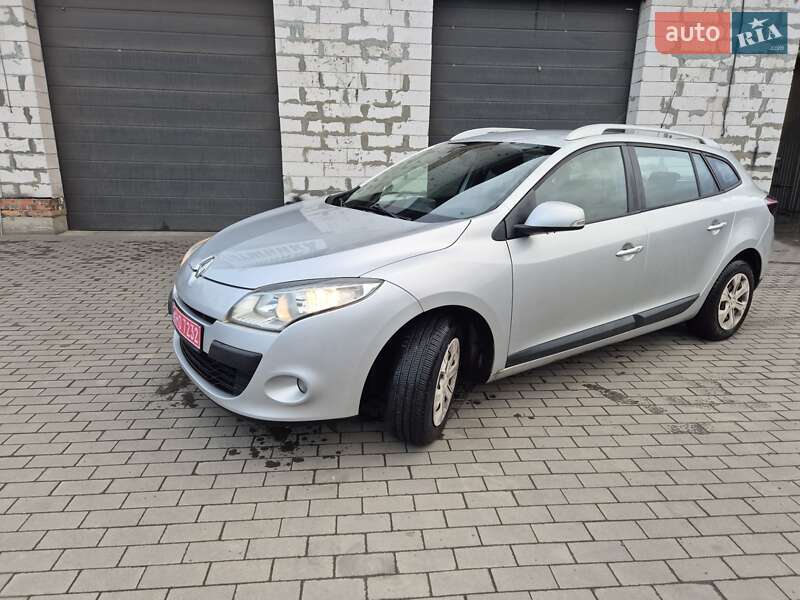 Универсал Renault Megane 2011 в Луцке