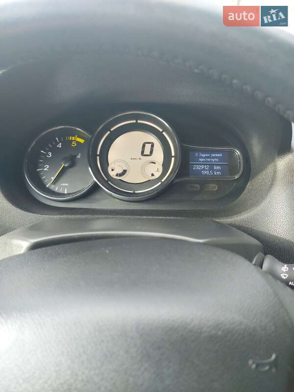 Универсал Renault Megane 2014 в Нежине фото 44 Универсал Renault Megane 2014 в Нежине