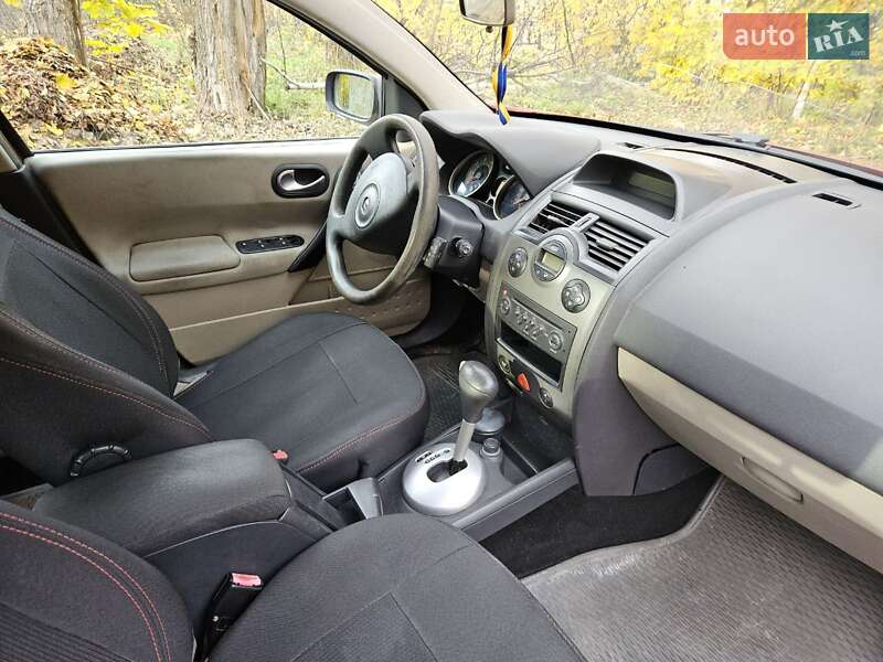 Седан Renault Megane 2007 в Киеве фото 4 Седан Renault Megane 2007 в Киеве