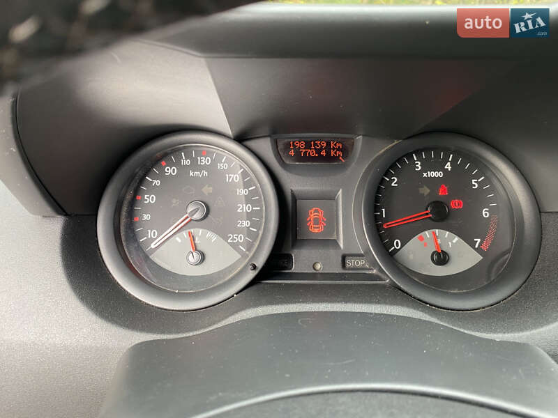 Универсал Renault Megane 2005 в Кропивницком фото 12 Универсал Renault Megane 2005 в Кропивницком