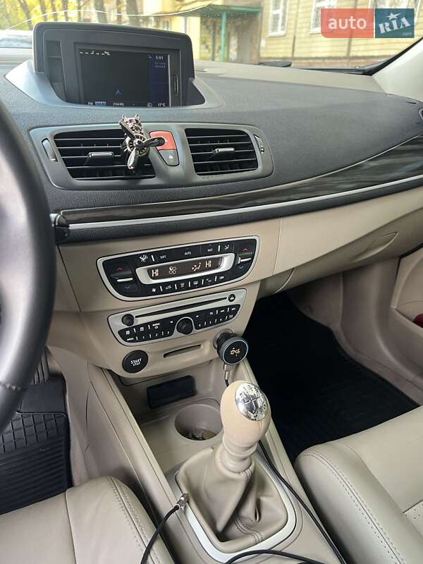 Универсал Renault Megane 2010 в Днепре фото 13 Универсал Renault Megane 2010 в Днепре