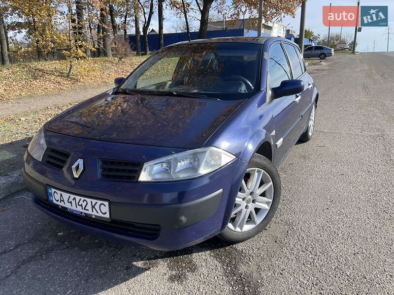 Хэтчбек Renault Megane 2003 в Смеле