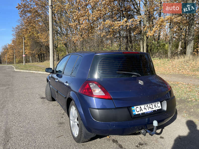 Хэтчбек Renault Megane 2003 в Смеле