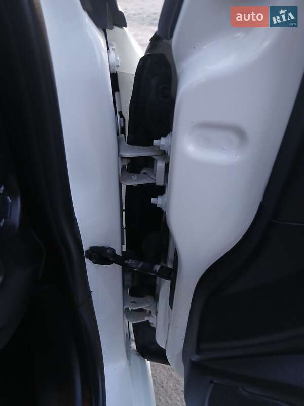 Хэтчбек Renault Megane 2016 в Хмельницком фото 45 Хэтчбек Renault Megane 2016 в Хмельницком