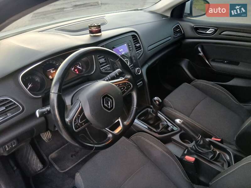 Хэтчбек Renault Megane 2016 в Хмельницком фото 89 Хэтчбек Renault Megane 2016 в Хмельницком