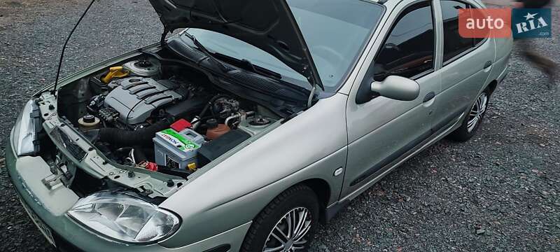 Седан Renault Megane 2003 в Коростене фото 3 Седан Renault Megane 2003 в Коростене