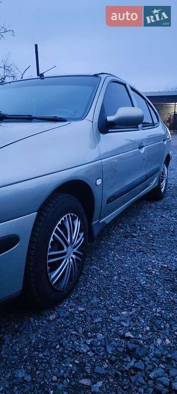 Седан Renault Megane 2003 в Коростене фото 12 Седан Renault Megane 2003 в Коростене