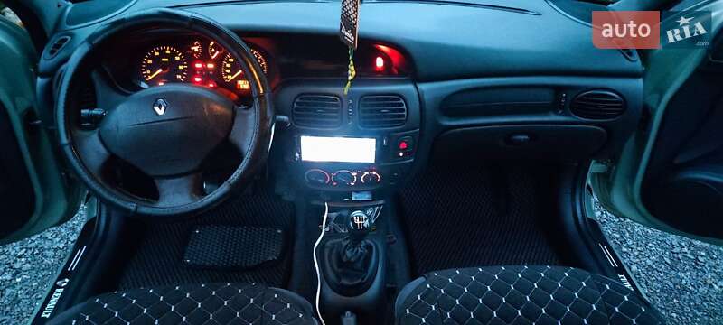 Седан Renault Megane 2003 в Коростене фото 16 Седан Renault Megane 2003 в Коростене