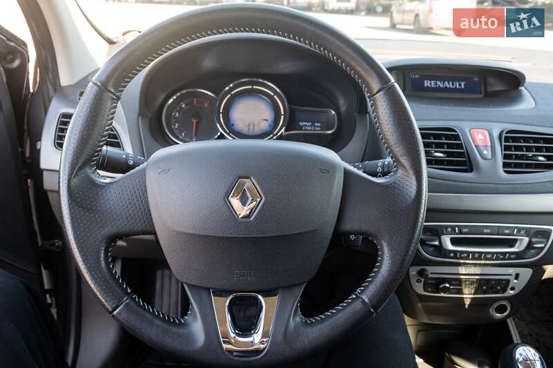 Хэтчбек Renault Megane 2013 в Киеве