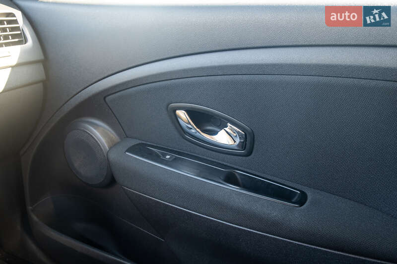 Хэтчбек Renault Megane 2013 в Киеве