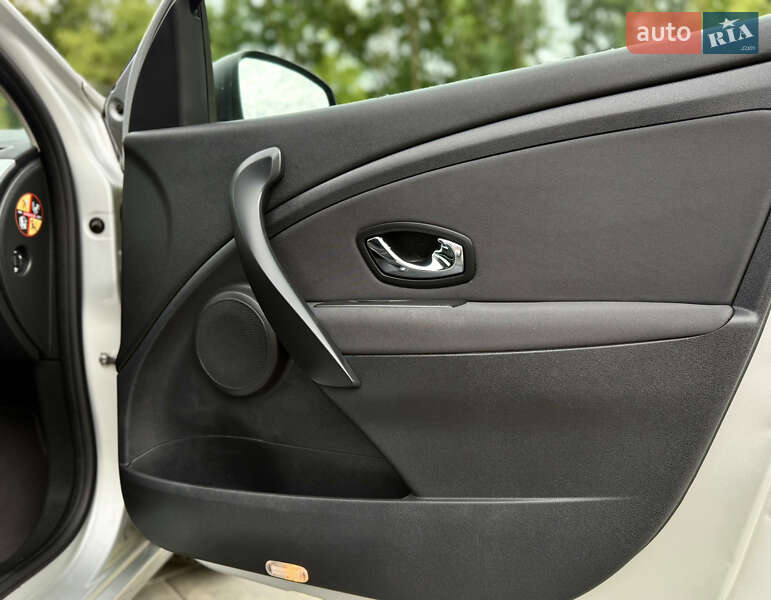 Хетчбек Renault Megane 2013 в Луцьку фото 31 Хетчбек Renault Megane 2013 в Луцьку