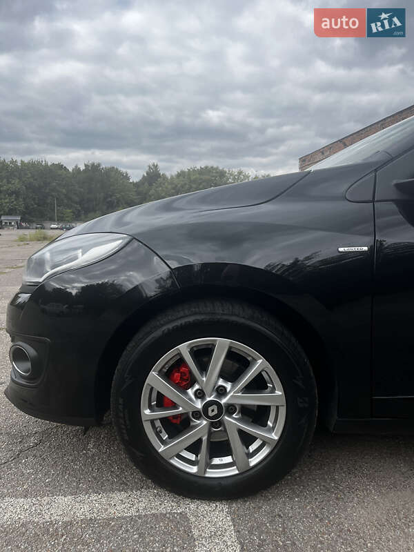 Универсал Renault Megane 2015 в Чернигове