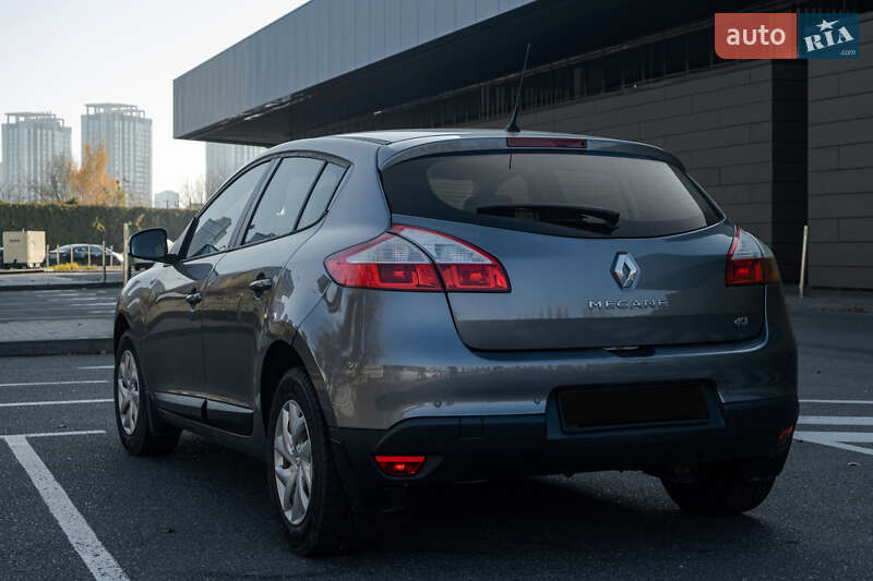 Хэтчбек Renault Megane 2013 в Киеве