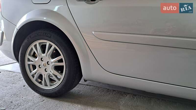 Универсал Renault Megane 2008 в Кривом Роге фото 35 Универсал Renault Megane 2008 в Кривом Роге