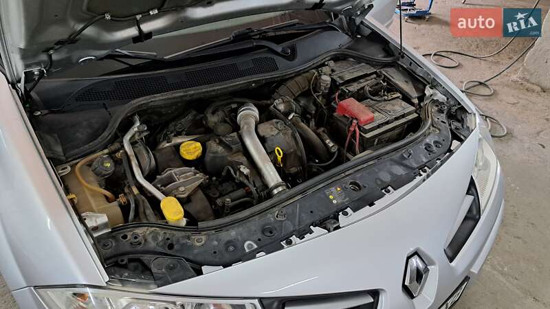Универсал Renault Megane 2008 в Кривом Роге фото 49 Универсал Renault Megane 2008 в Кривом Роге