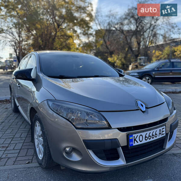 Хэтчбек Renault Megane 2009 в Ужгороде фото 17 Хэтчбек Renault Megane 2009 в Ужгороде