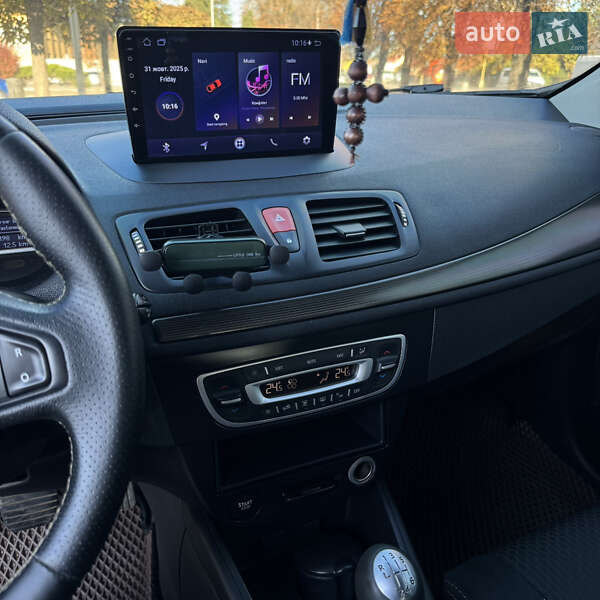 Хэтчбек Renault Megane 2009 в Ужгороде фото 24 Хэтчбек Renault Megane 2009 в Ужгороде