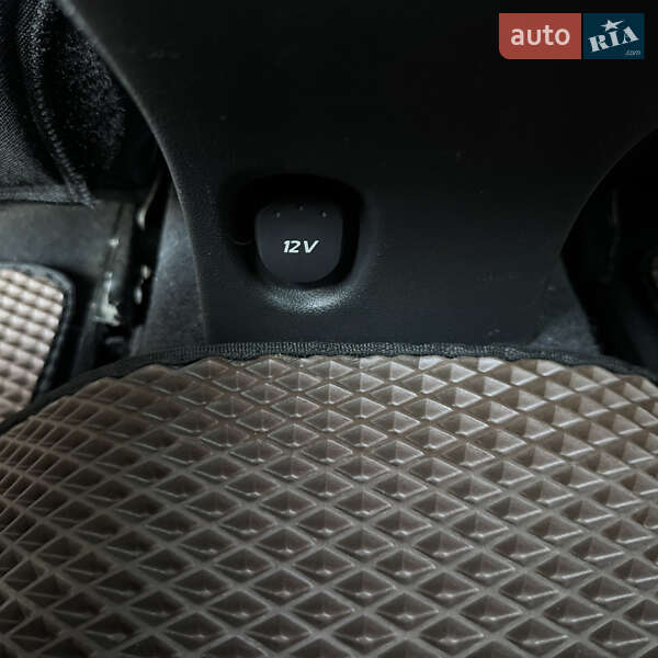 Хэтчбек Renault Megane 2009 в Ужгороде фото 42 Хэтчбек Renault Megane 2009 в Ужгороде