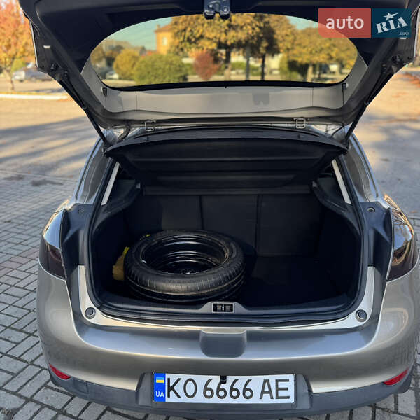 Хэтчбек Renault Megane 2009 в Ужгороде фото 18 Хэтчбек Renault Megane 2009 в Ужгороде