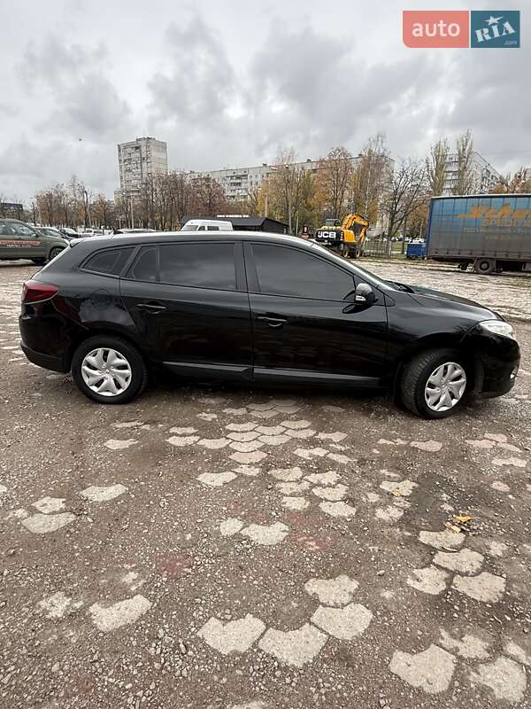 Универсал Renault Megane 2013 в Харькове фото 4 Универсал Renault Megane 2013 в Харькове