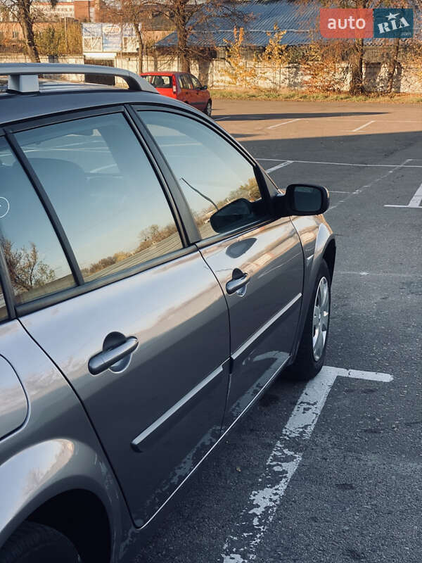 Универсал Renault Megane 2009 в Ровно фото 6 Универсал Renault Megane 2009 в Ровно